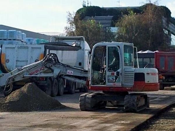 Scavi-e-demolizioni-speciali-Modena